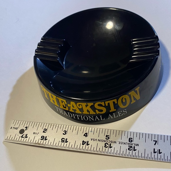 Theakston melamine ashtray, vintage,GUC 6 1/2”x2 “ Made in England for your cave - Picture 3 of 5